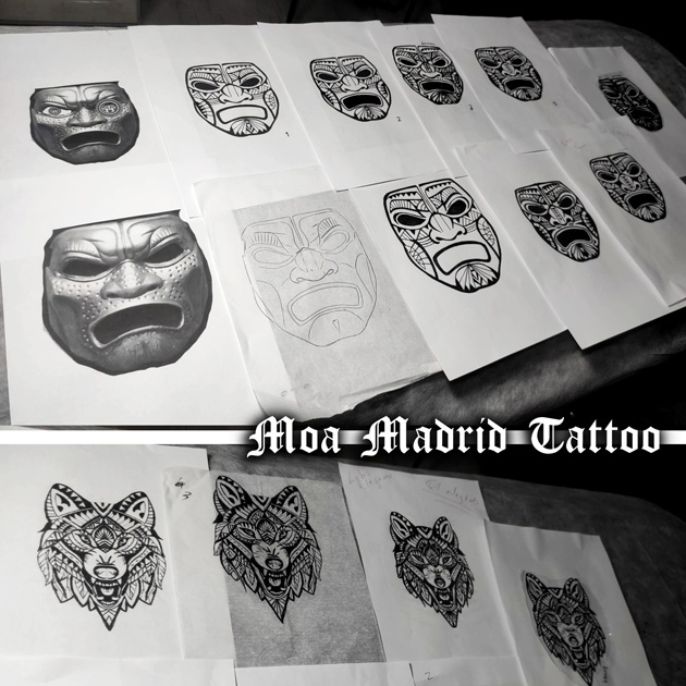 Nuevos estilos de tattoo fusión de estilos anteriores: tatuaje samoano en la pierna con máscara griega y lobo