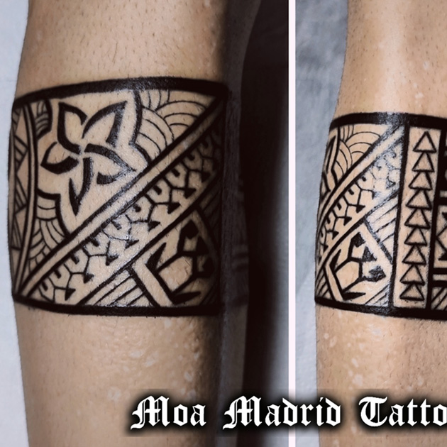 Tatuaje de brazalete estilo polinesio en la pierna