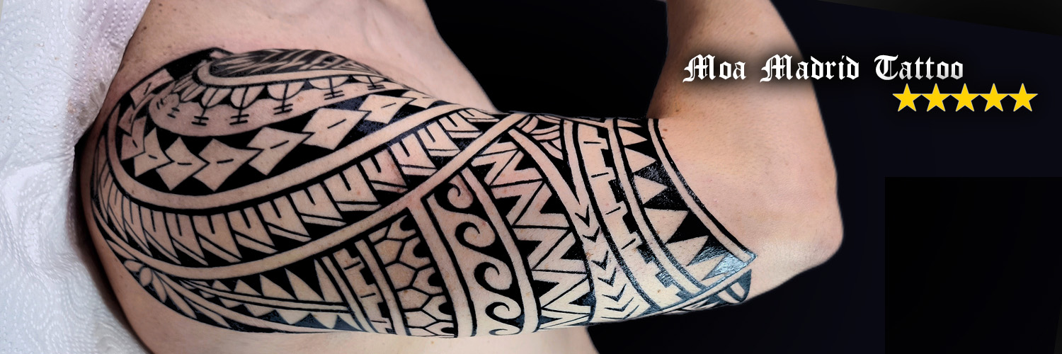 Novedades Moa Madrid Tattoo - Tatuaje samoano de hombro a codo