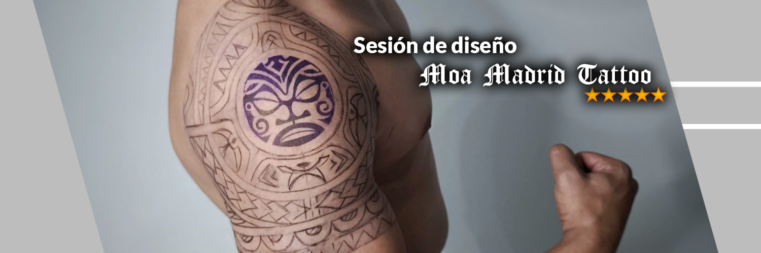 Novedades Moa Madrid Tattoo - Tatuaje maorí de hombro a mitad bíceps con sol