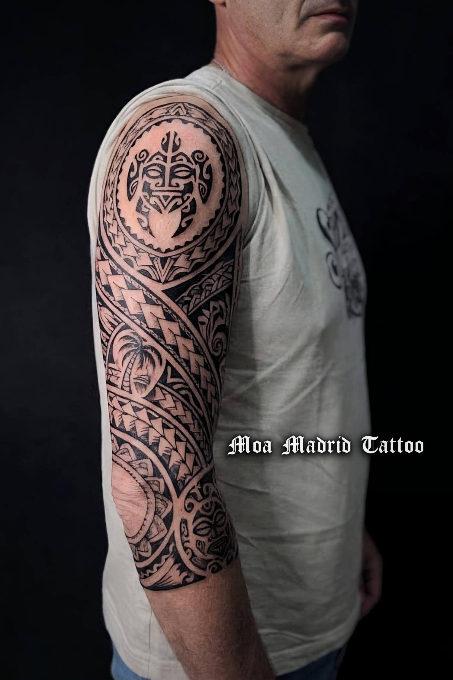 PRUEBA del diseño creado dibujándolo en la piel y TATUAJE terminado